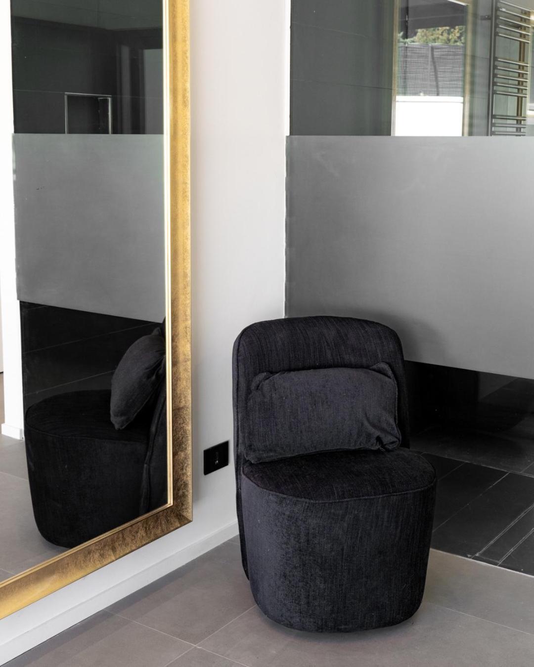 Luxury In The Jungle * Formello