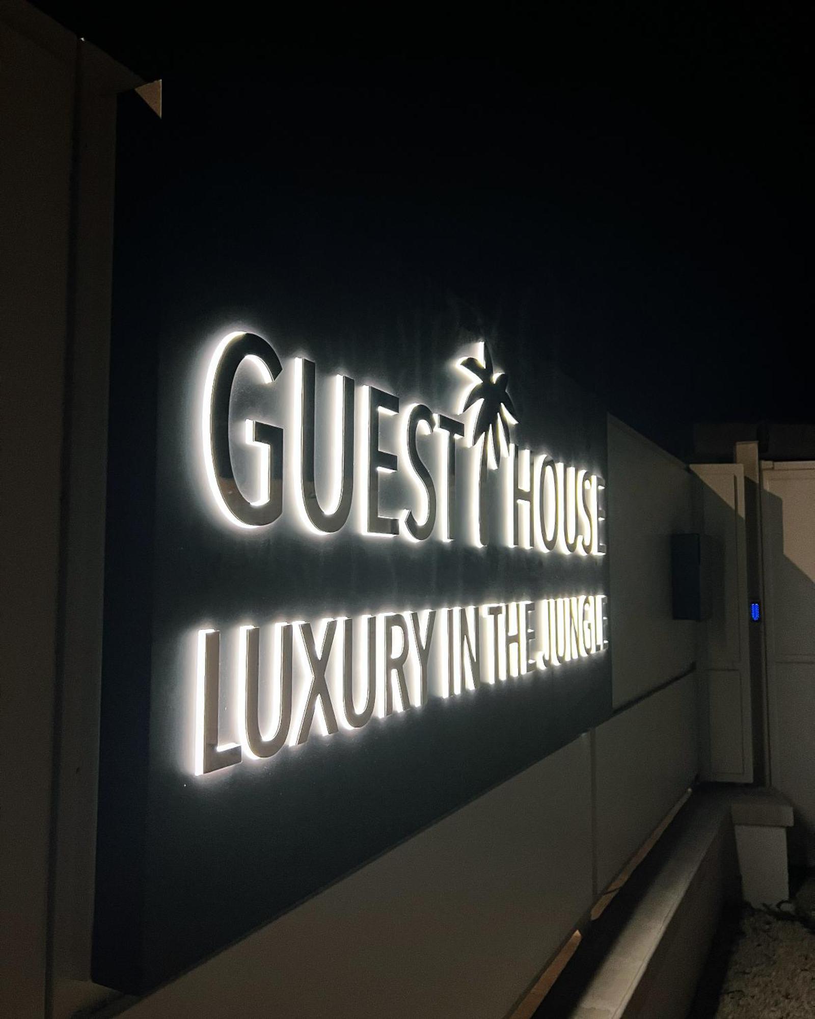 Luxury In The Jungle Villa Formello